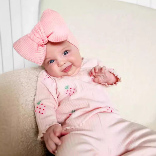 SnugBuds™ – Infant 3-Piece Set (Top + Pants + Hat)